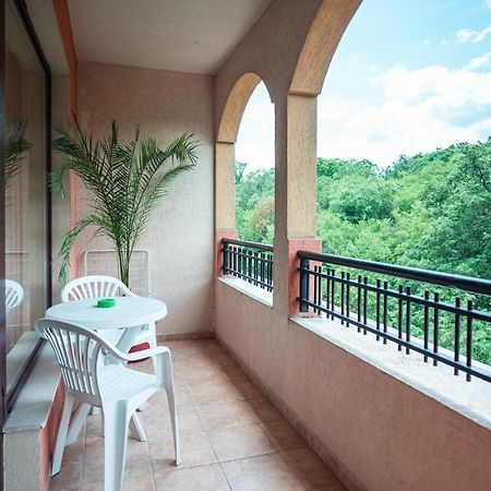 Hotel Paradise Green Park Златни пясъци Екстериор снимка