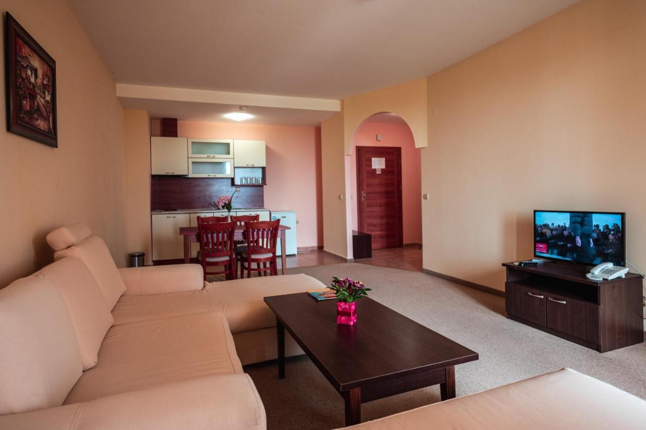 Hotel Paradise Green Park Златни пясъци Екстериор снимка