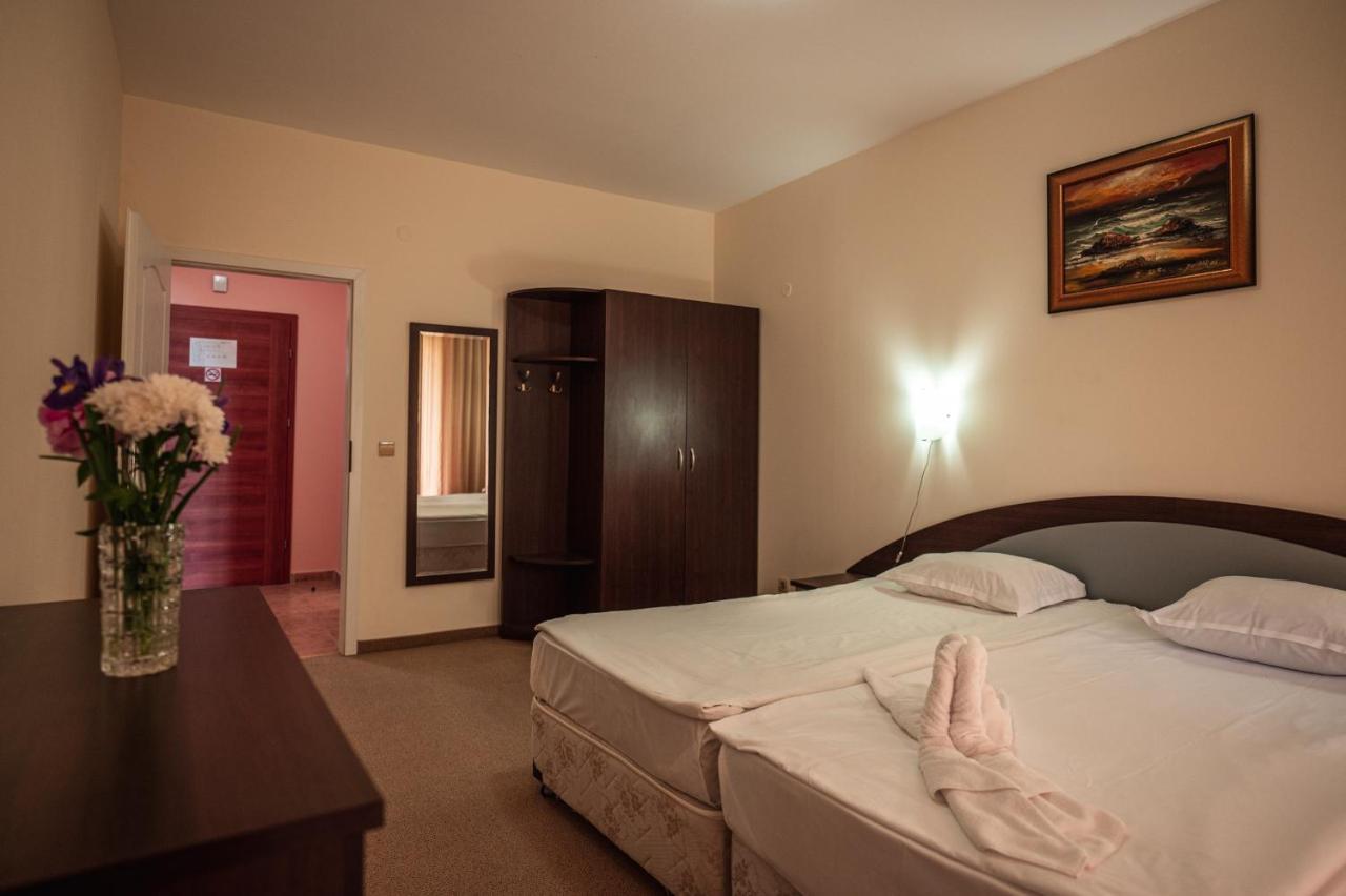 Hotel Paradise Green Park Златни пясъци Екстериор снимка