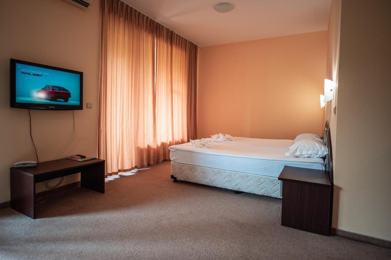 Hotel Paradise Green Park Златни пясъци Екстериор снимка