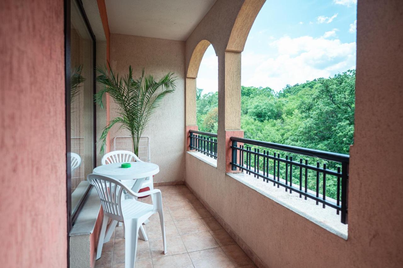Hotel Paradise Green Park Златни пясъци Екстериор снимка