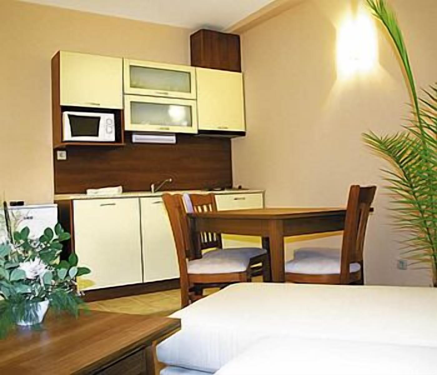 Hotel Paradise Green Park Златни пясъци Екстериор снимка